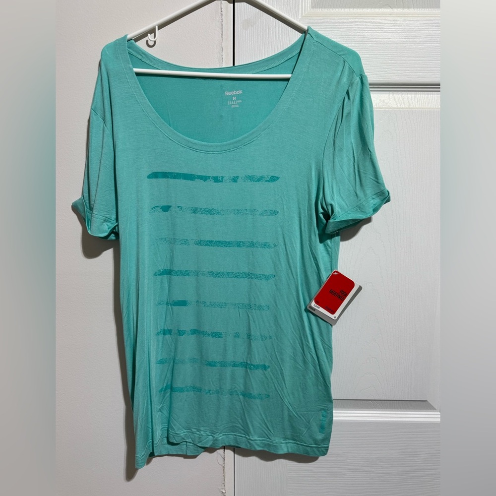 NWT Reebok Women's Aqua Short Sleeve Tee